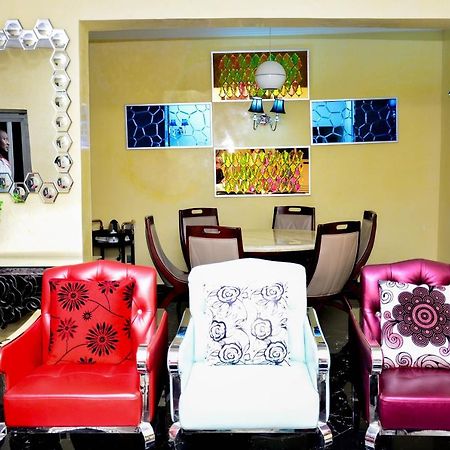 Crystal House International Hotel Ілорин Екстер'єр фото